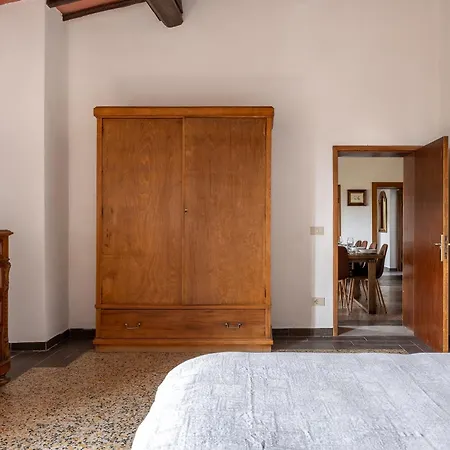 Podere Le Lune With Pool, Villa San Gimignano